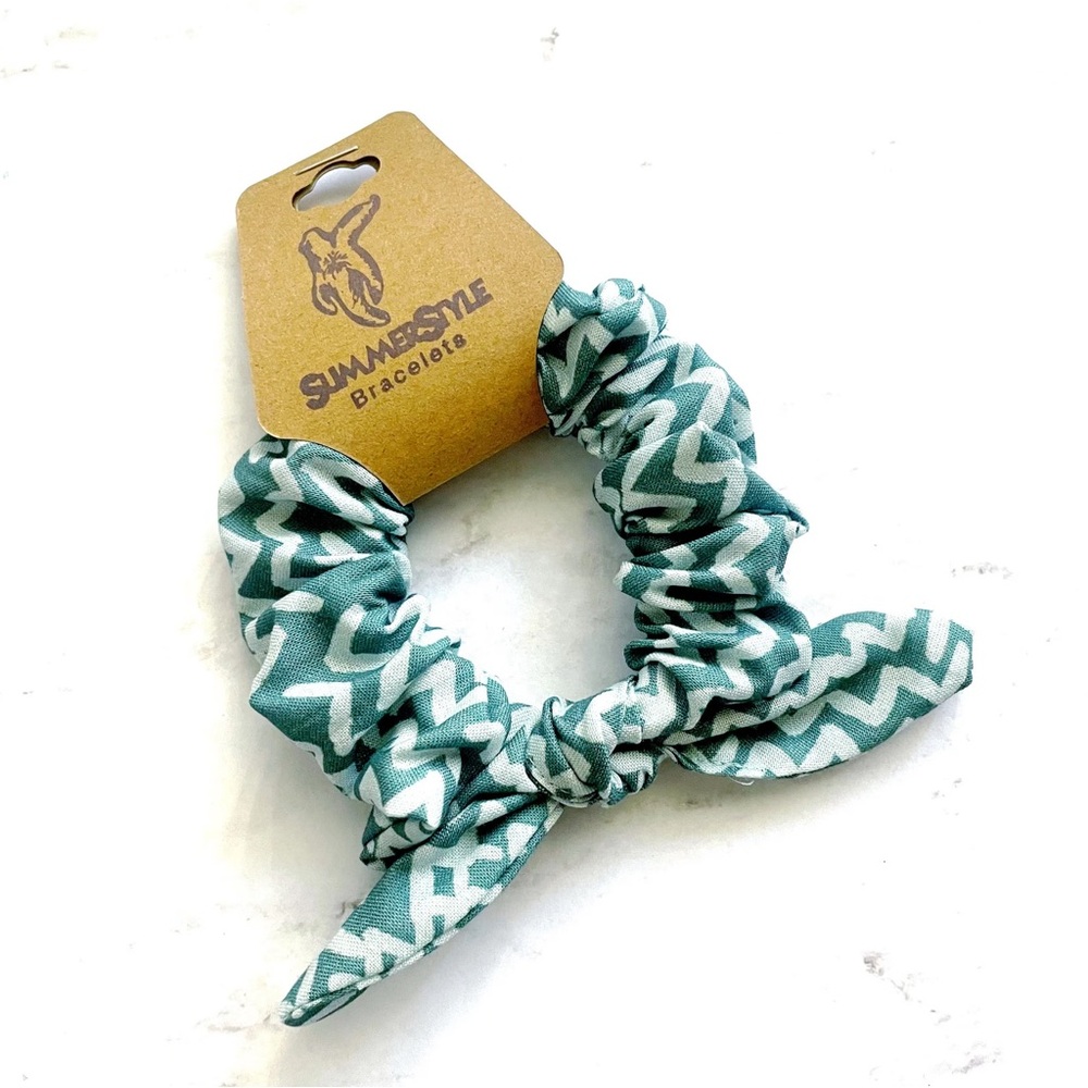 SummerStyle Bracelets Teal Zig Zag Bow Scrunchie
